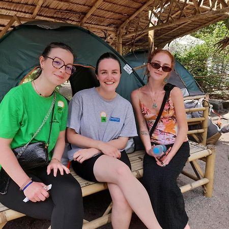Ganja Gardens Camping Hotel Ban Nua Exterior photo